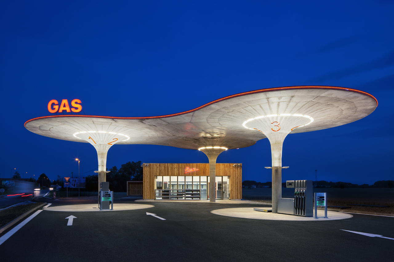 Gas Station 01